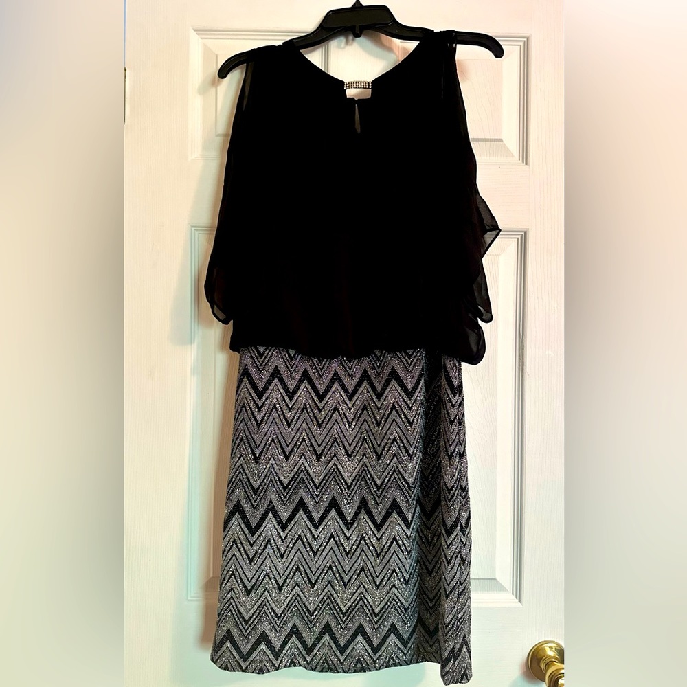 Scarlett cocktail dress - 12 - embellished neckline
